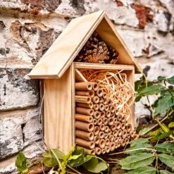 Bambusröhrchen 70 Stück Je 10 Cm Länge Holzfarben -Garten Store 10038136 yy 0005 logo